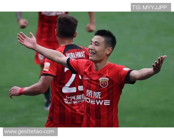 武磊赛场爆发小插曲,裁判如何处理? 武磊赛场爆发小插曲,裁判如何处理?